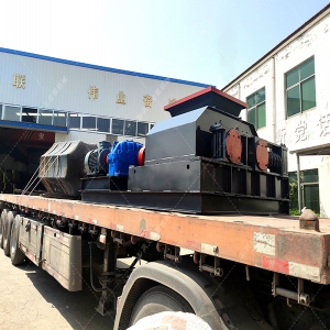 2PG1007中型液壓直聯(lián)對輥制砂機發(fā)往湖南